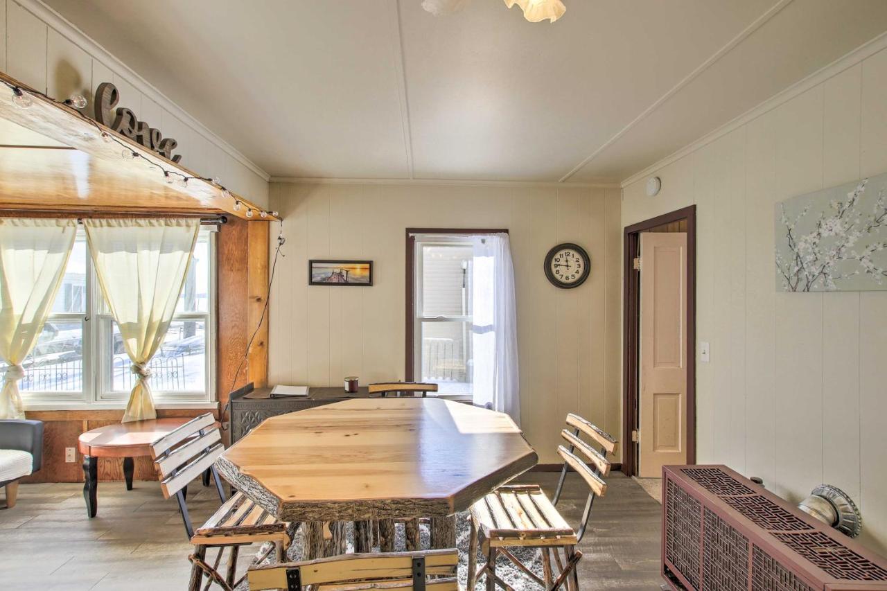 Quaint And Pet-Friendly Cabin On Shawano Lake! Εξωτερικό φωτογραφία