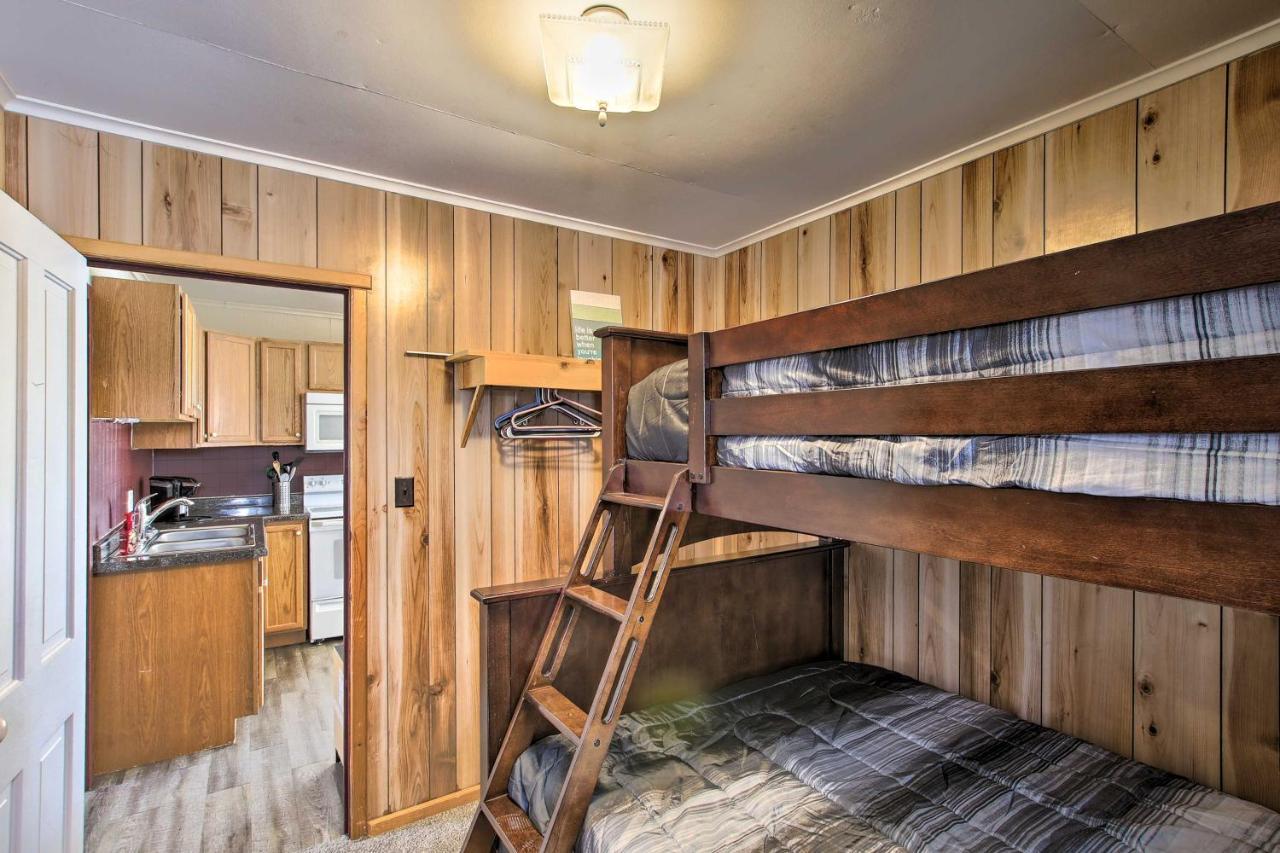 Quaint And Pet-Friendly Cabin On Shawano Lake! Εξωτερικό φωτογραφία
